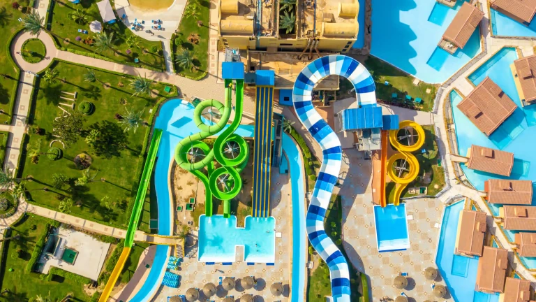 Hurghada Flughafen Transfer zum Titanic Beach Resort Aqua Park