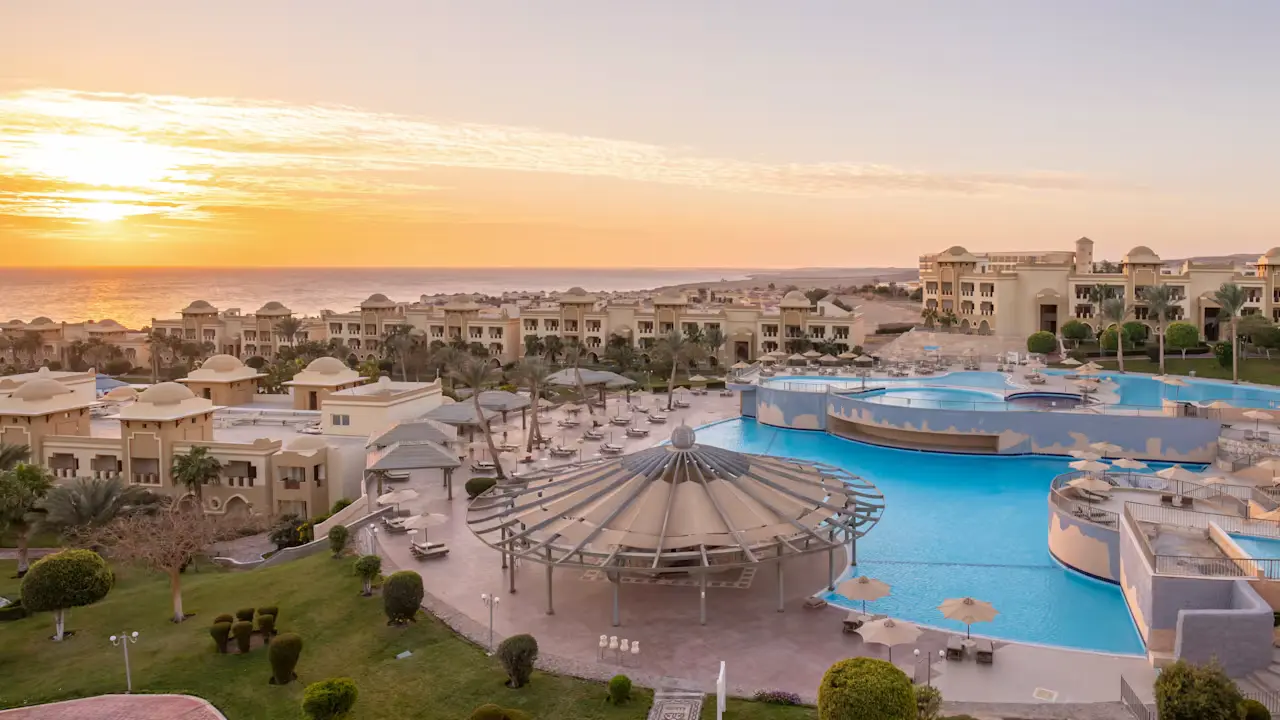 Privattransfer zum Serenity Makadi Beach