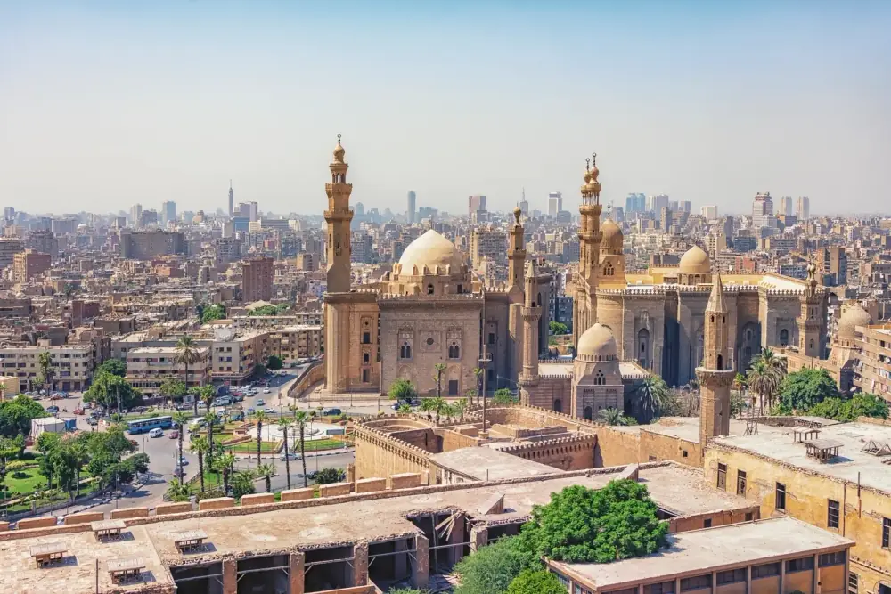 Privattransfer Hurghada nach Kairo mit komfortablem Fahrzeug